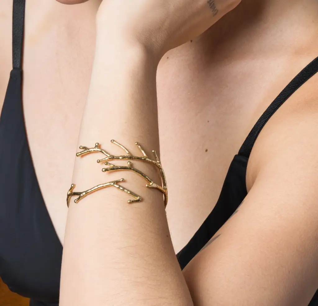 Golden Thorn Cuff - Openable : SKQJ182