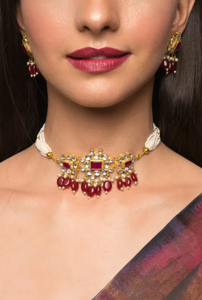 Bridesmaid'S Kundan Choker Set With Red Stones And White Beads : QJSEP122