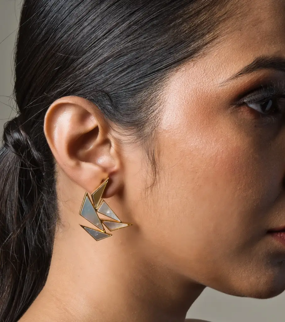 Origami Bird Shell Pearl Earrings : SKQJ402