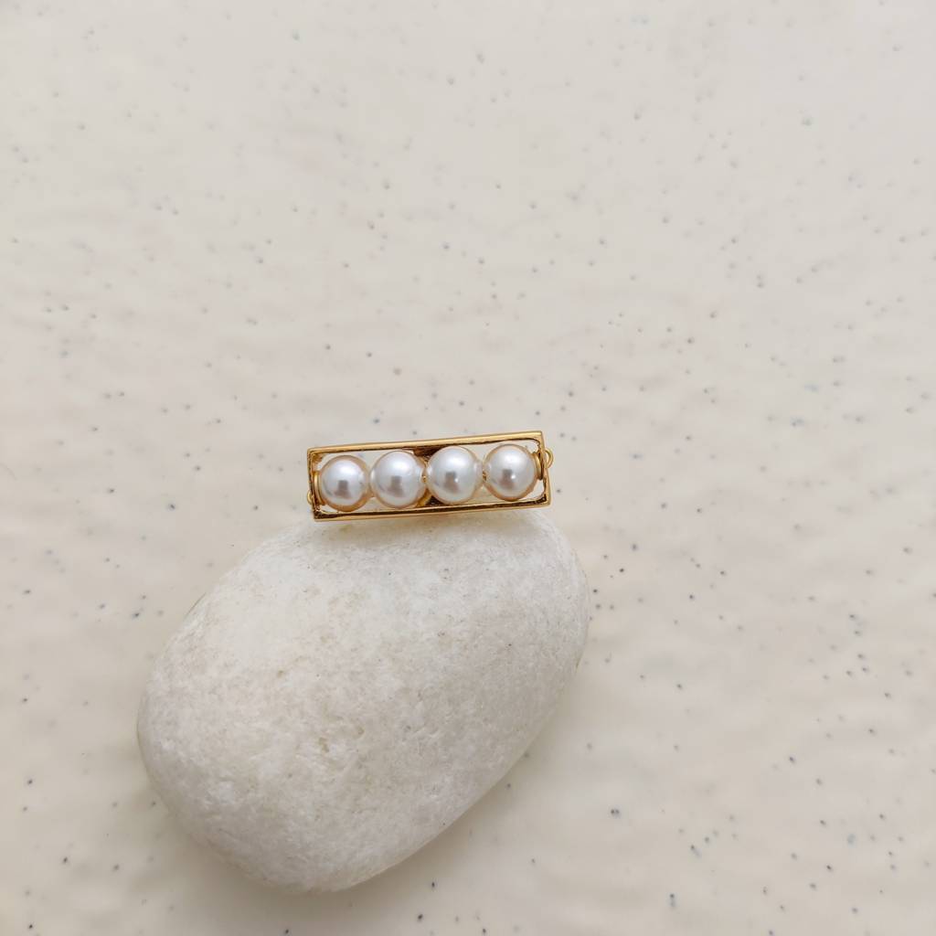 Pearly-Bar Ring : R-8