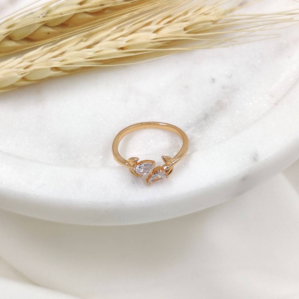 Crystal Leaf Ring : R-CR-31-0