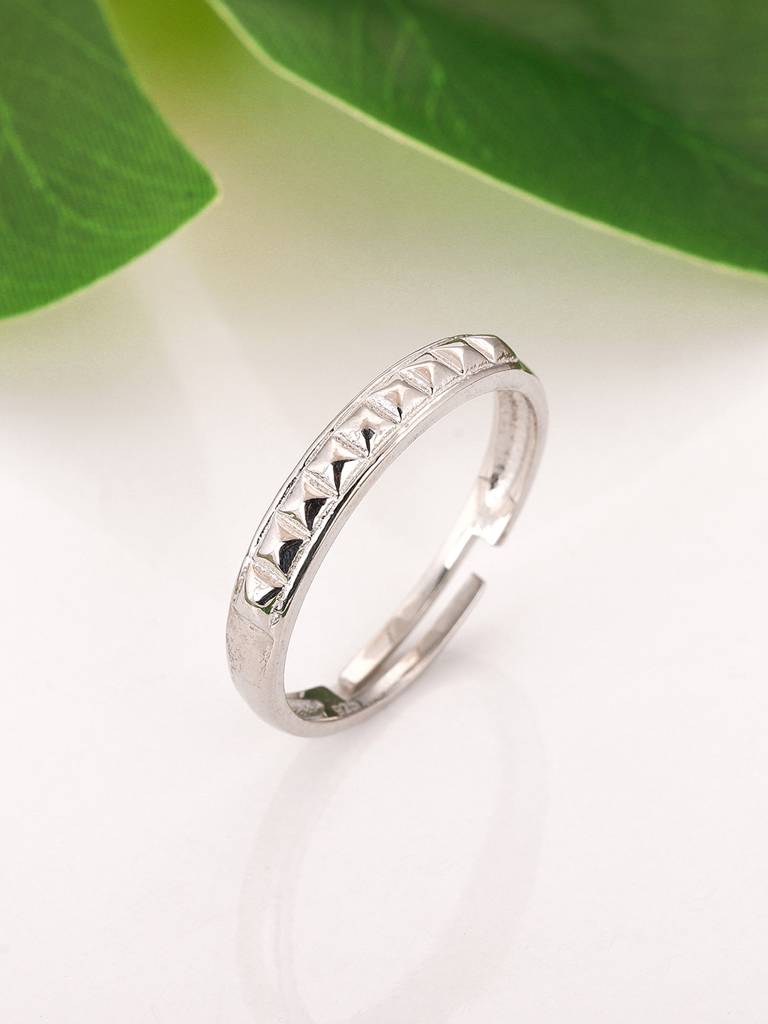 Giva 925 Sterling Silver Pyramid Ring For Her