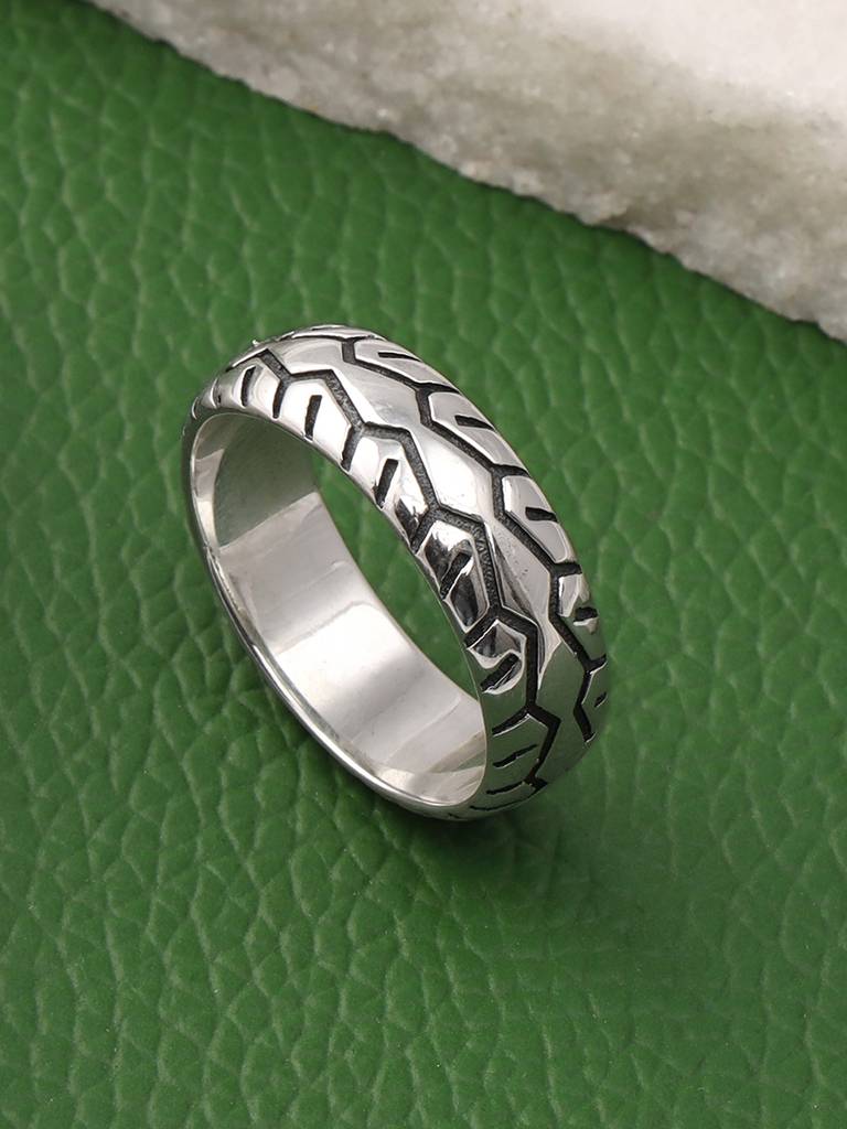 Giva 925 Oxidised Silver Wealth Of Wonder Ring