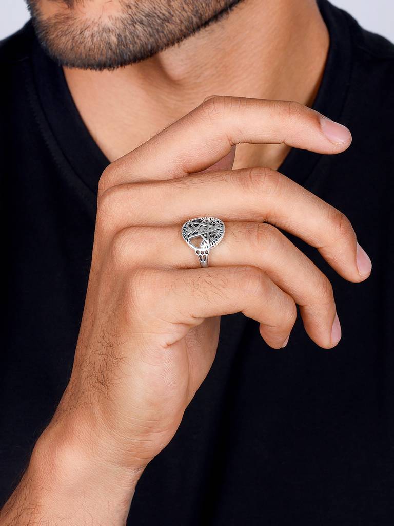 Giva 925 Oxidised Silver Classic Tree Star Ring