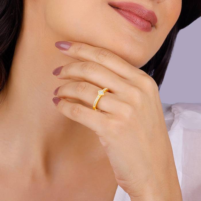 Giva 925 Sterling Silver Golden Giva Glow Ring, Fixed Size ,Indian - 12, Us - 6| Gifts For : R01155