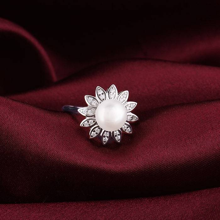 Giva 925 Sterling Silver Pearly Bloom Ring, Fixed Size, Indian - 12, Us - 6| Gifts For Wom : R01250