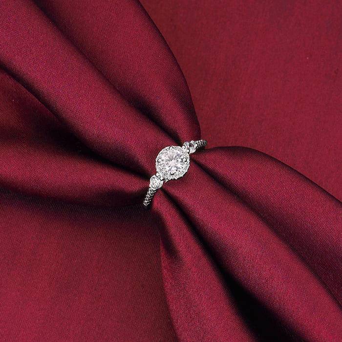 Giva 925 Sterling Silver Sparkly Ring,Fixed Size, Indian - 12 | Gifts For Women And Girls  : R01540