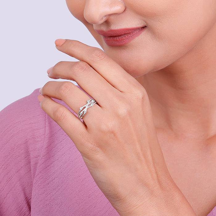 Giva 925 Sterling Silver Waved Ring,Fixed Size, Indian - 12 | Gifts For Women And Girls |  : R01577