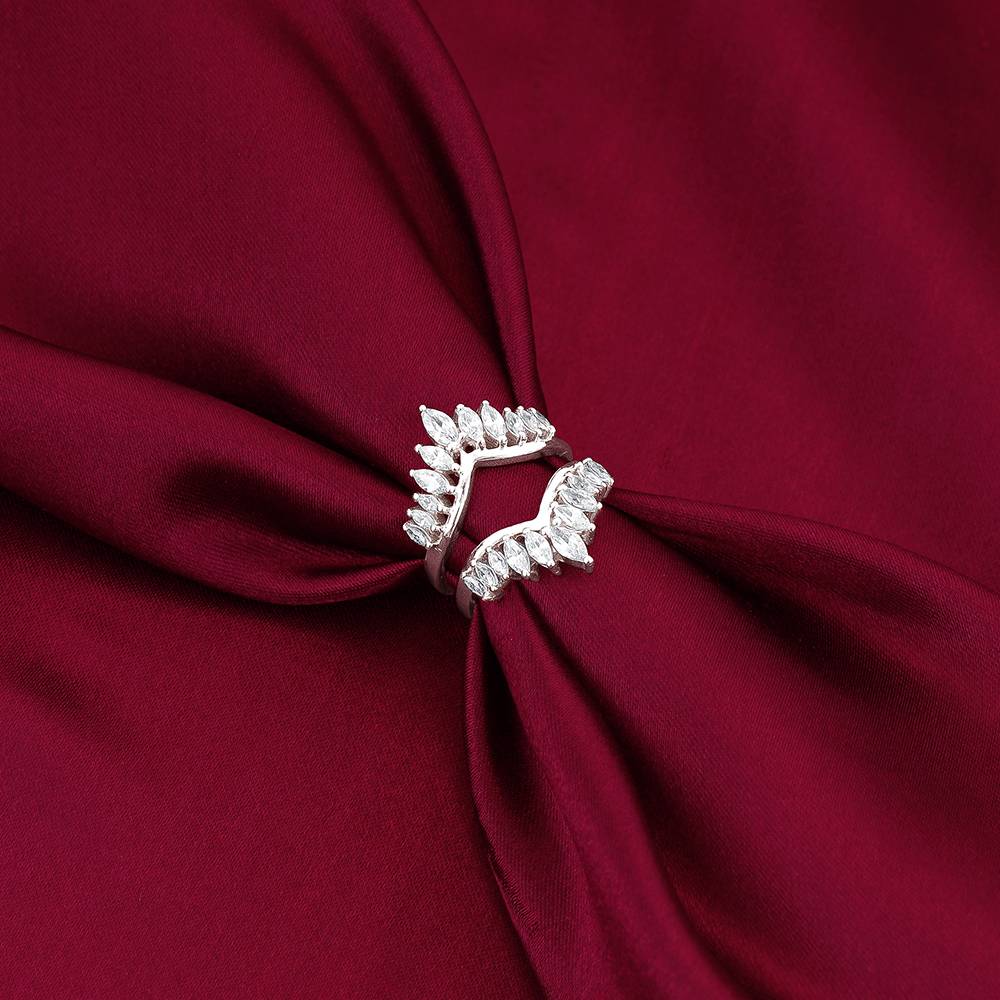 Giva 925 Sterling Silver Layered Zirconia Ring,Fixed Size,Indian - 12, Us - 6 : R01593