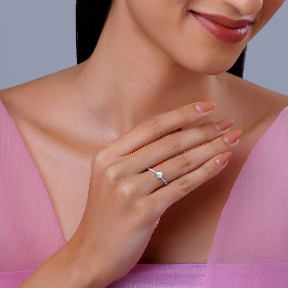 925 Silver Sparkling Moonstone Ring : R01907