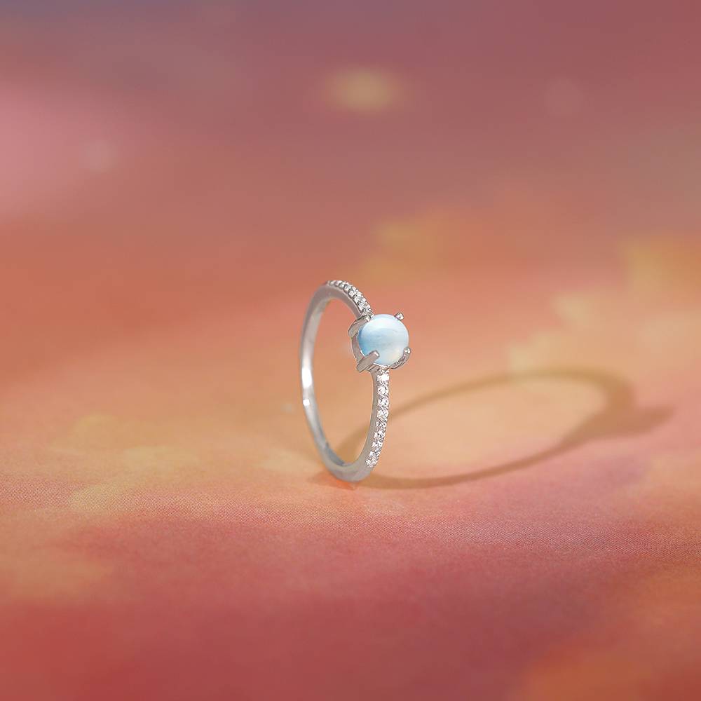 925 Silver Sparkling Moonstone Ring : R01907