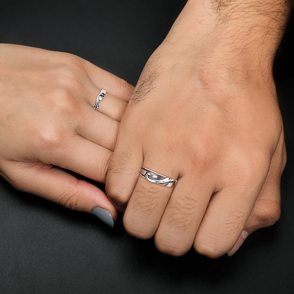 Oxidised Silver Wave Away Couple Bands : R0346