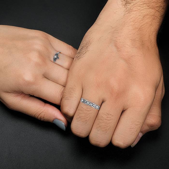 Oxidised Silver Love Bond Couple Rings : R0405