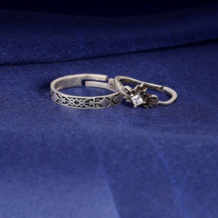 Oxidised Silver Love Bond Couple Rings : R0405