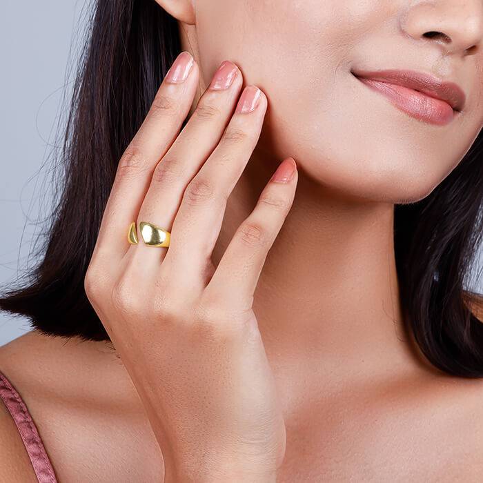 Golden Contemporary Ring : R0638