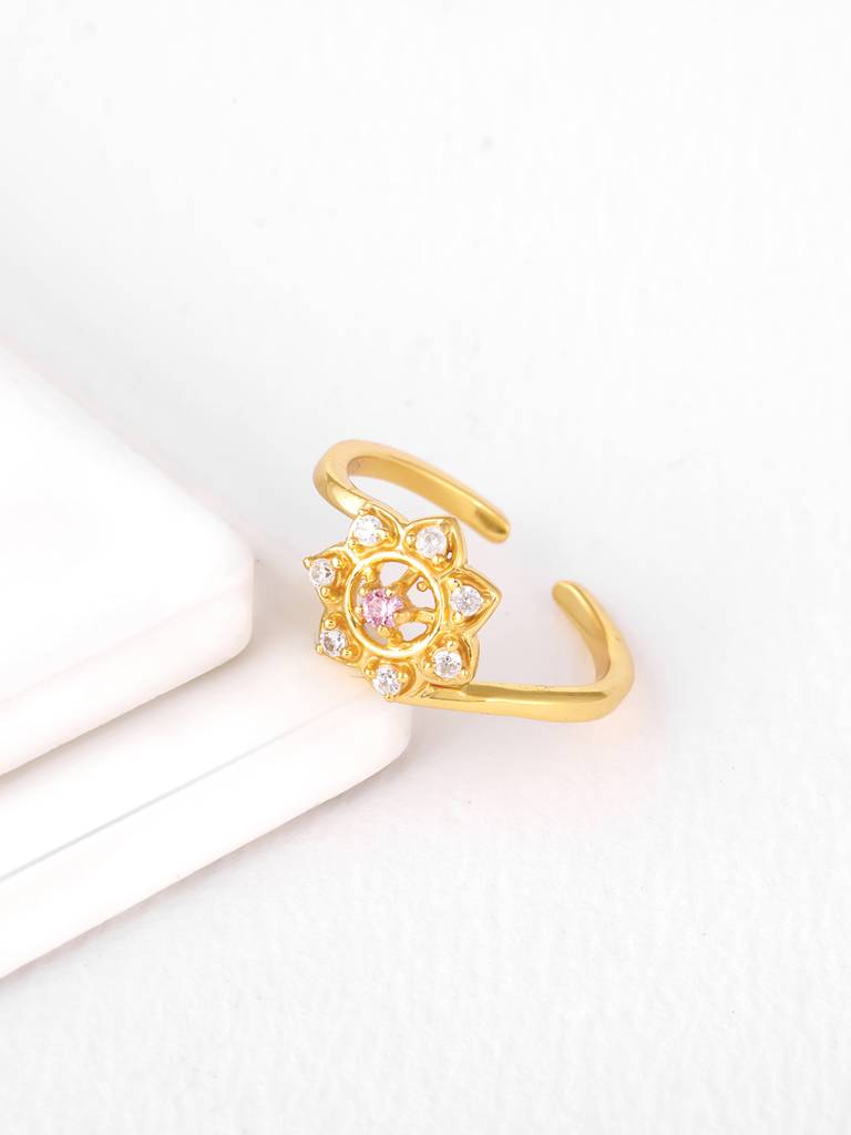 GIVA 925 Sterling Silver Golden Floral Magic Ring