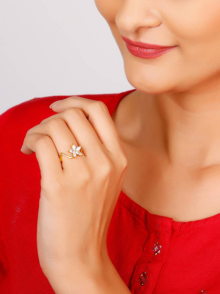 GIVA 925 Sterling Silver Golden Lily Ring
