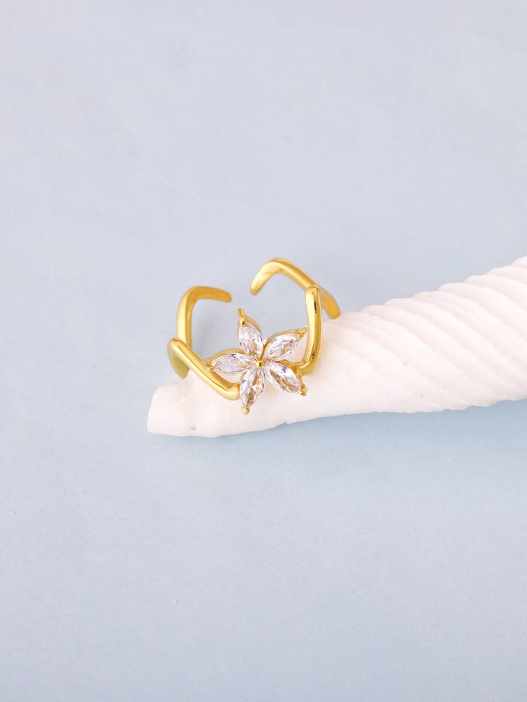 GIVA 925 Sterling Silver Golden Lily Ring