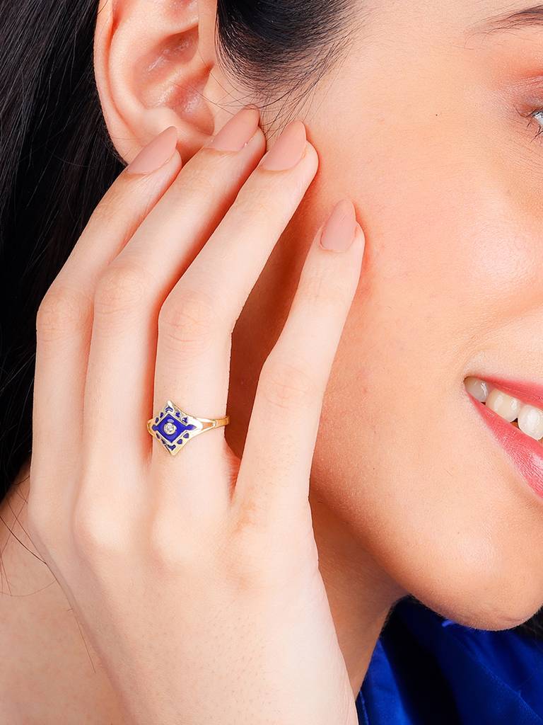 GIVA 925 Sterling Silver Golden Buckingham Palace Ring