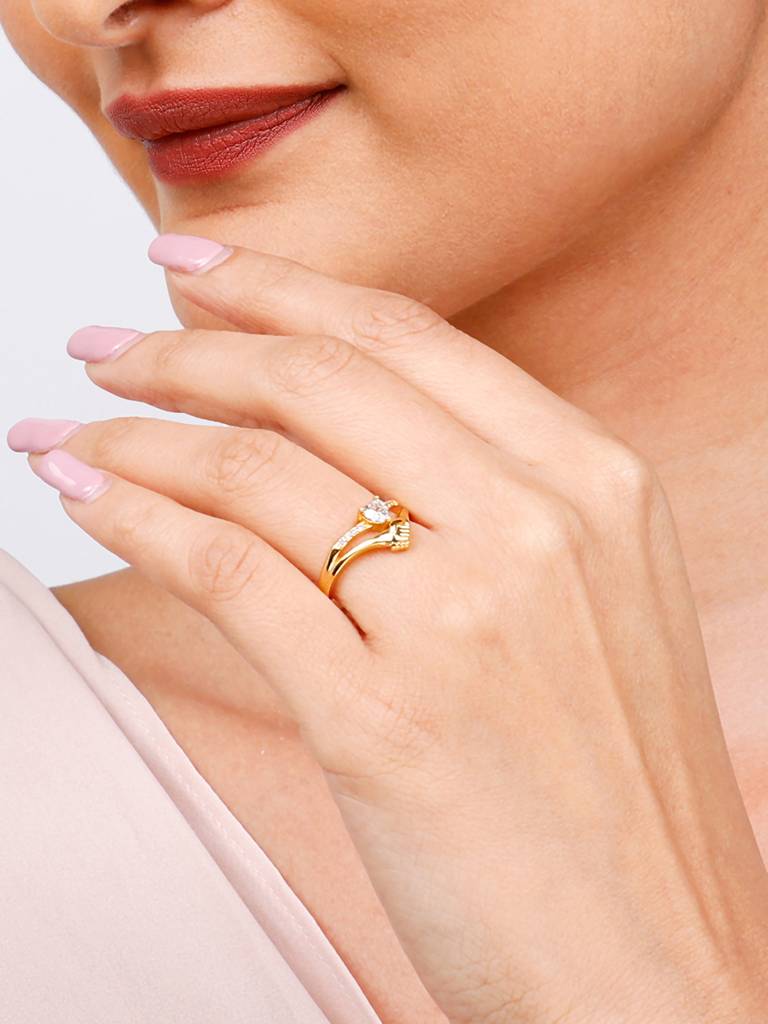 GIVA 925 Sterling Silver Golden Heart & Handshake Ring