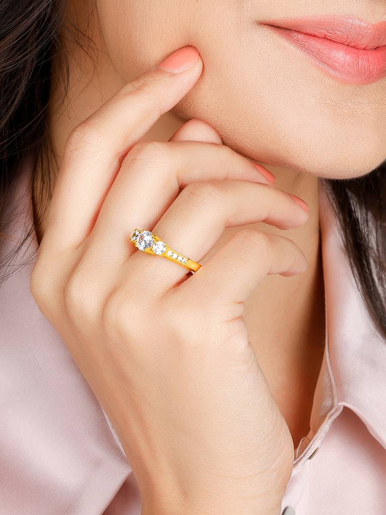 Giva 925 Sterling Silver Golden Eternity Embrace Ring