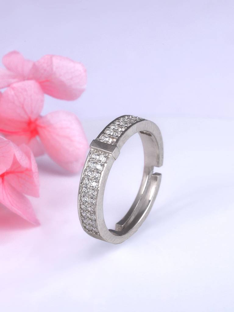 GIVA 925 Sterling Silver Zircon Studded Bling Ring