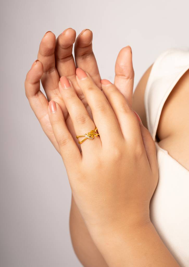 Silberry 925 Sterling Silver Twisted Knot Ring : R1111