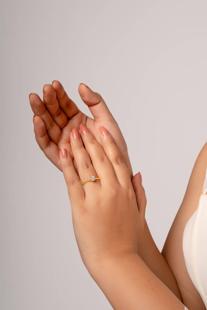 Silberry 925 Sterling Silver Tiny Solitaire Ring : R1162