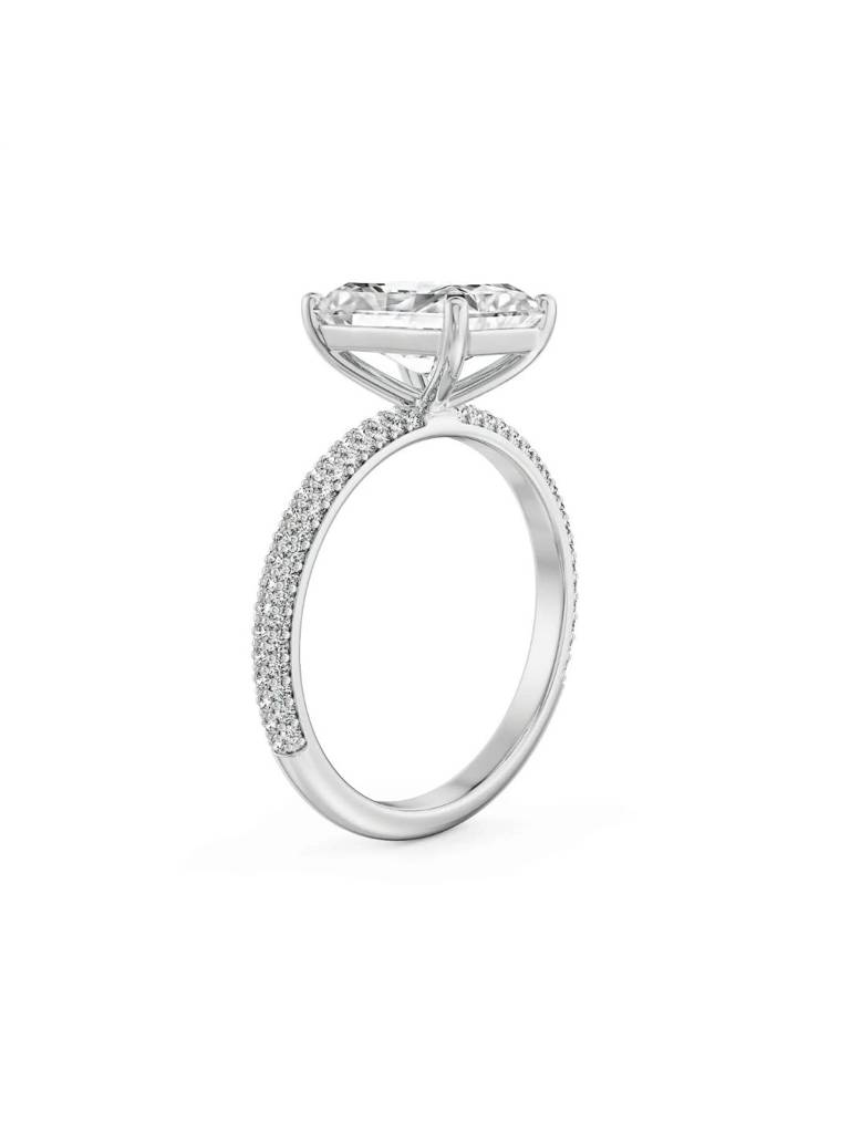 Vintage Glamour Radiant Diamond Ring : R1454
