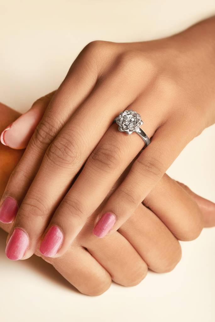 Silberry 925 Sterling Silver Marigold Ring (5 In 1 Crystal) : R66