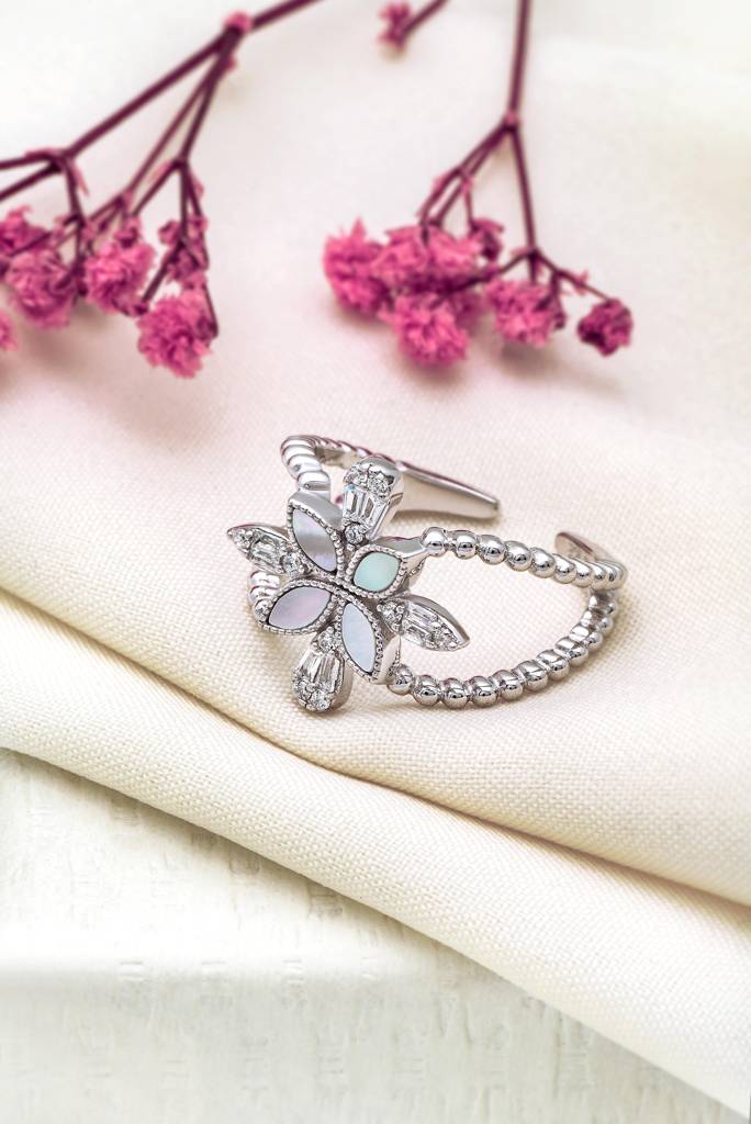 Silberry 925 Sterling Silver Gracious Wings Ring : R678