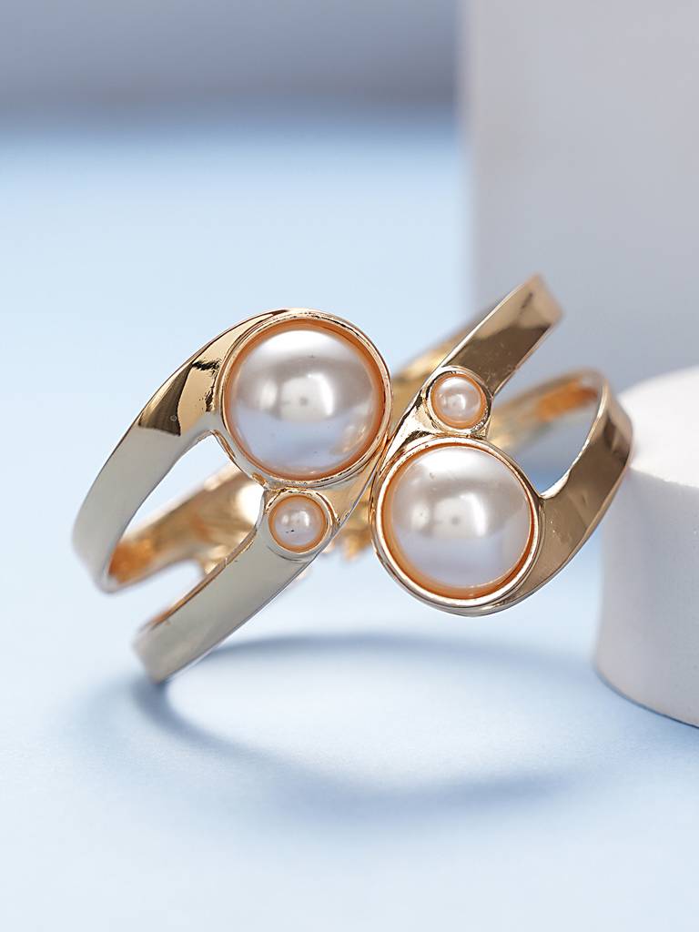 Anti-Tarnish18K Gold Plated Pearl Studded Cuff Bangle Bracelet : STBR8103