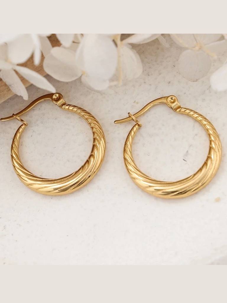 Twist Croissant Hollow Hoop Earrings : RB-60G