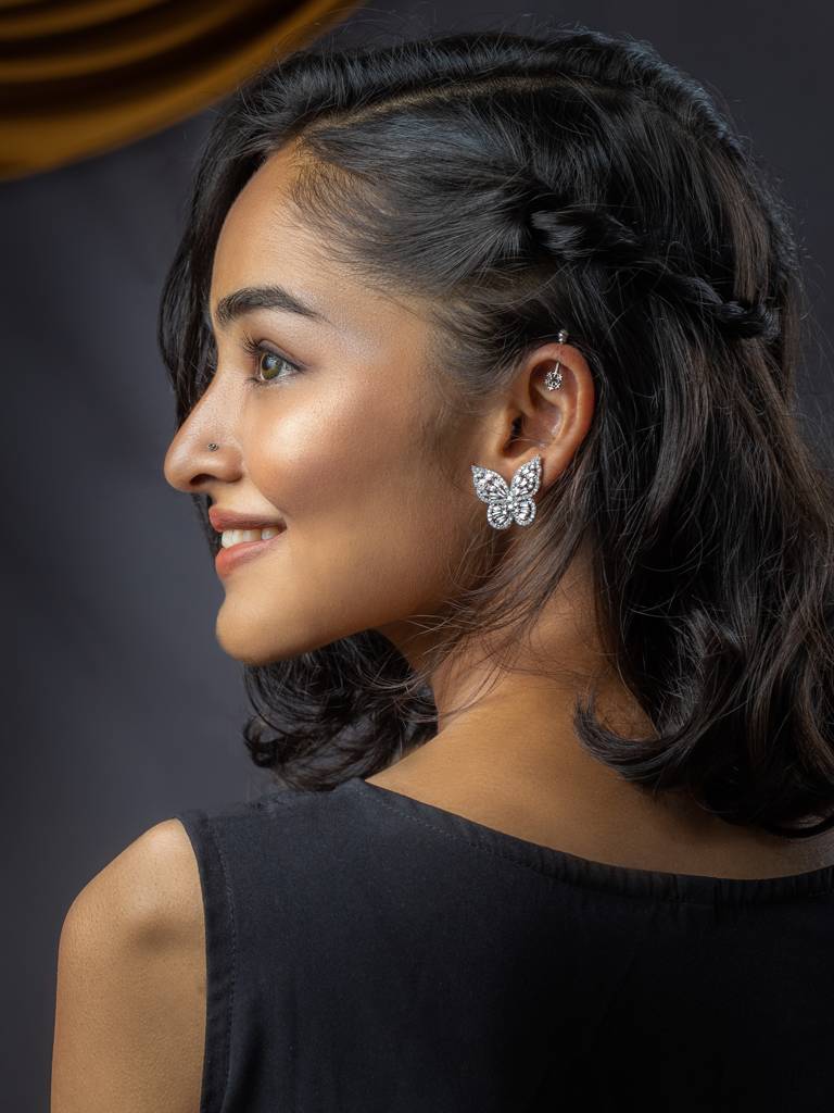 Vanessa Earrings : AJER10038