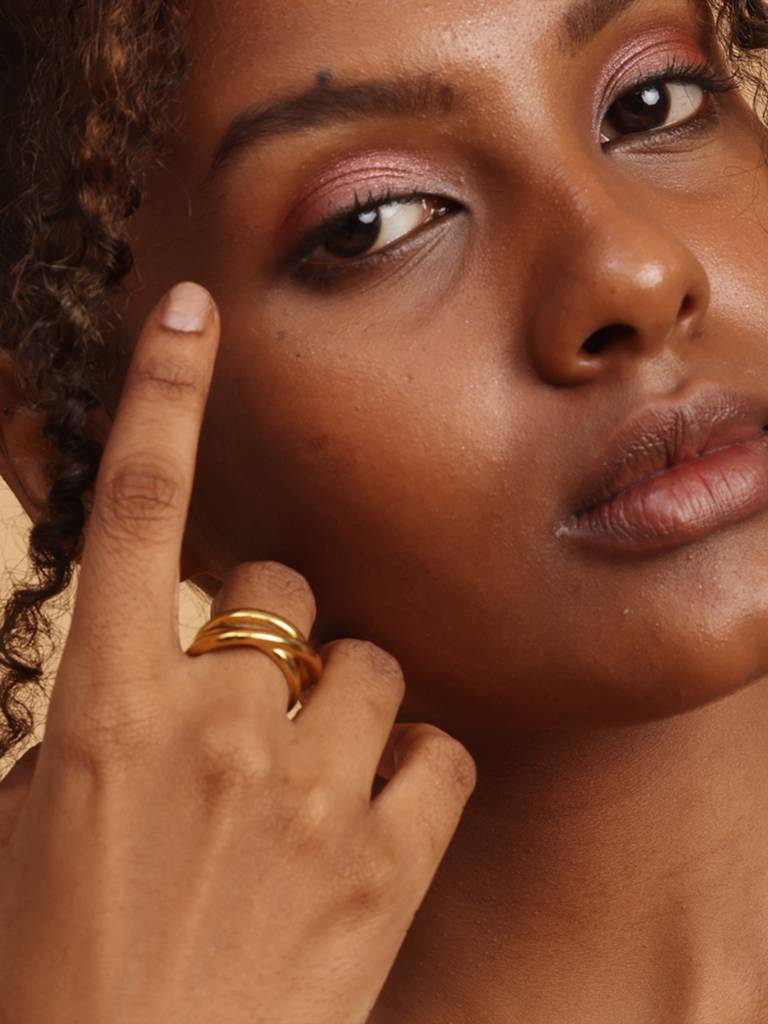 Women 18K Gold-Plated Infinity Knot Adjustable Finger Ring : RG100