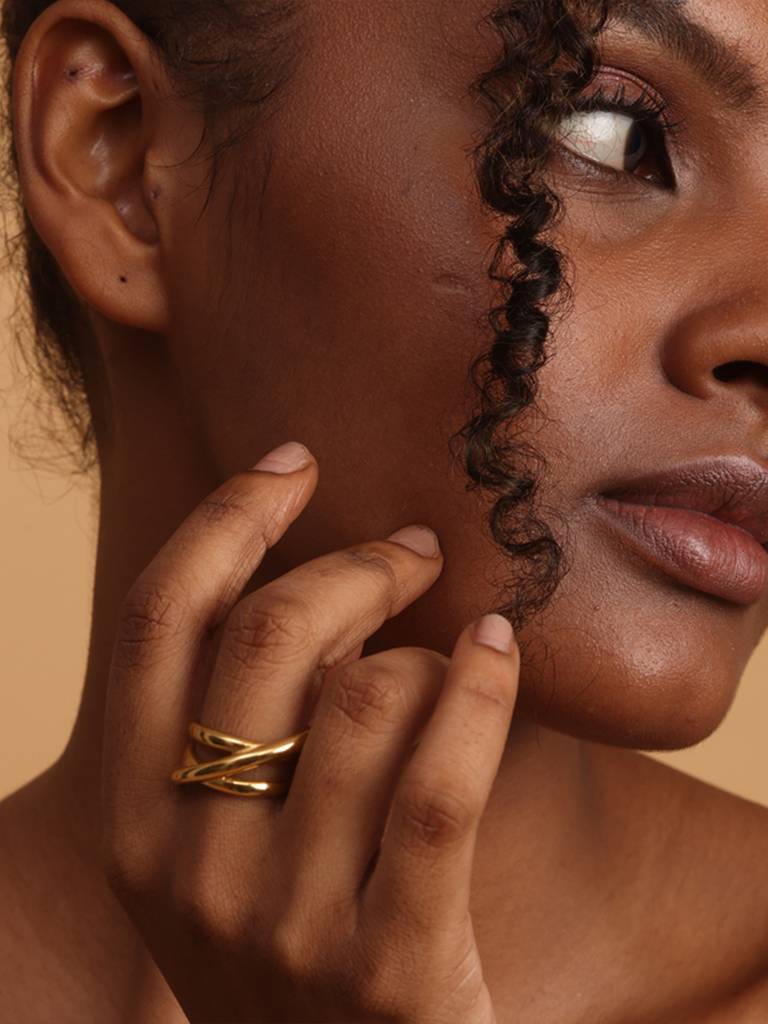 Women 18K Gold-Plated Infinity Knot Adjustable Finger Ring : RG100