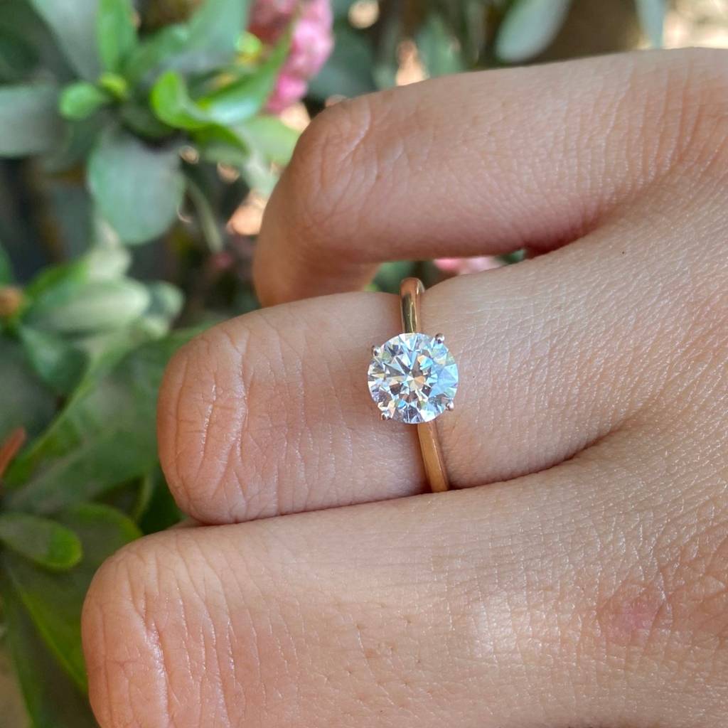 Luxe Lab Grown Diamond Ring : RG18KT8014