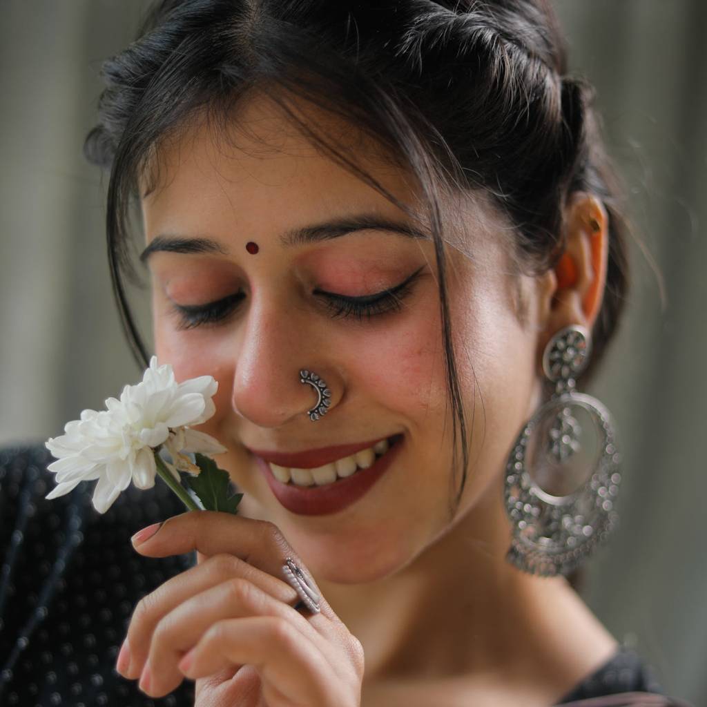 Silver Heart Nath (Left, Pierced) : silver_nath_heart_left_pierced_oxidized