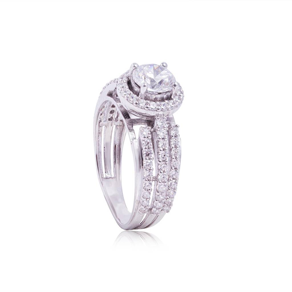 Evika Soliatire Ring