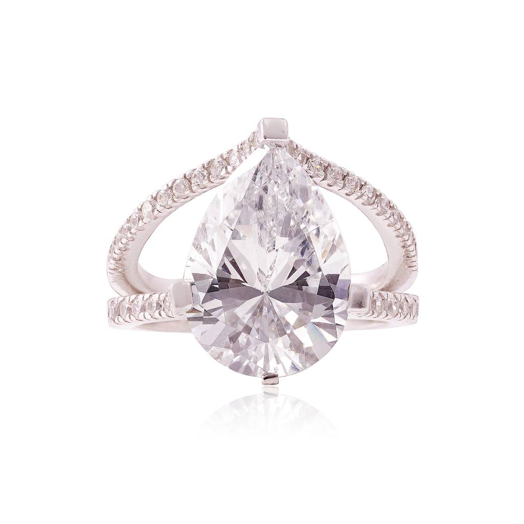 Luminous Pear Sparkler Ring : RGS-067-W