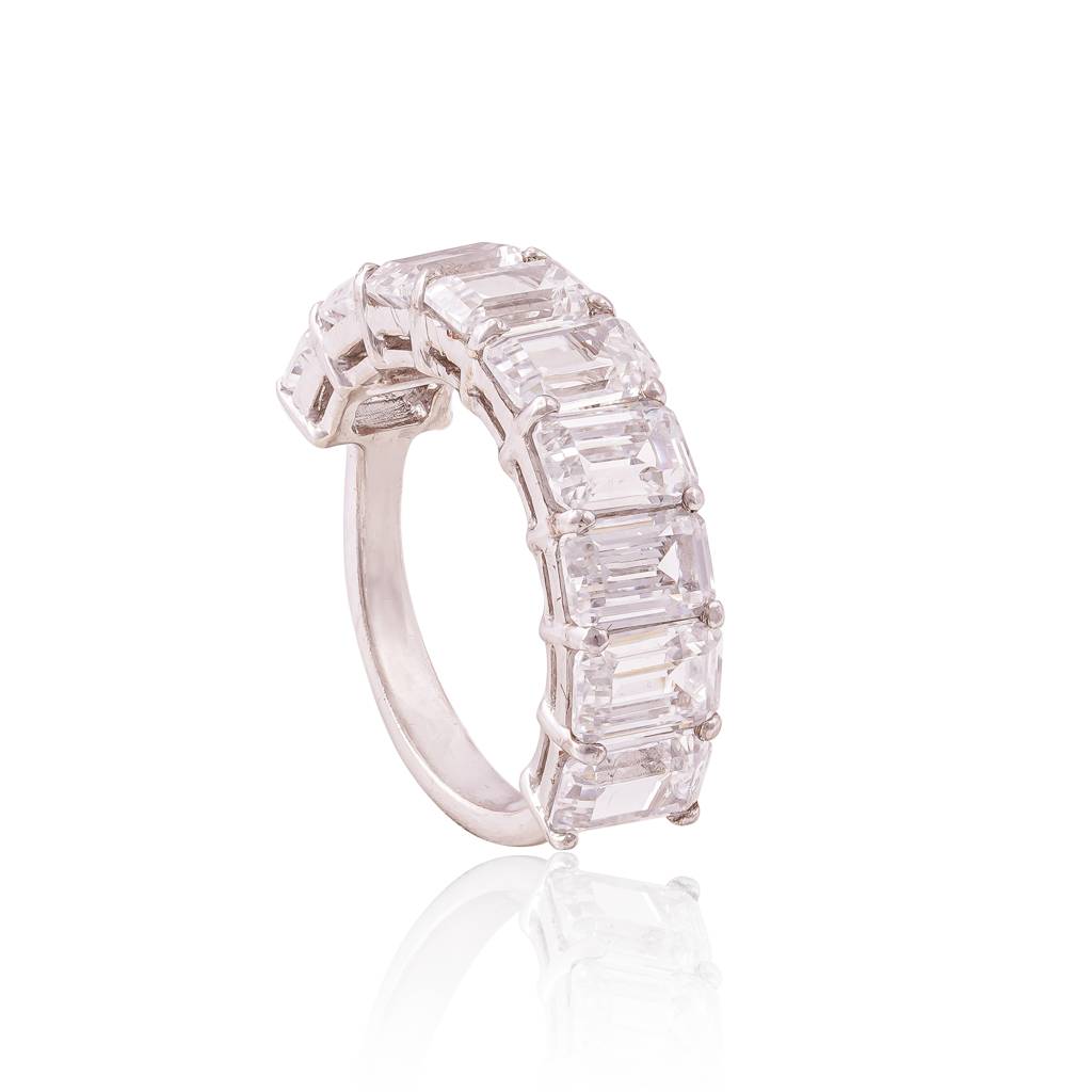 Emerald Shape Half Eternity Band : RGS-068-W