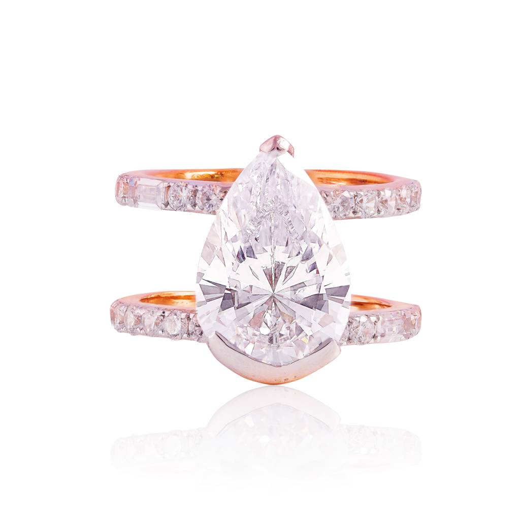 Clarissa Pear Ring : RGS-098-W