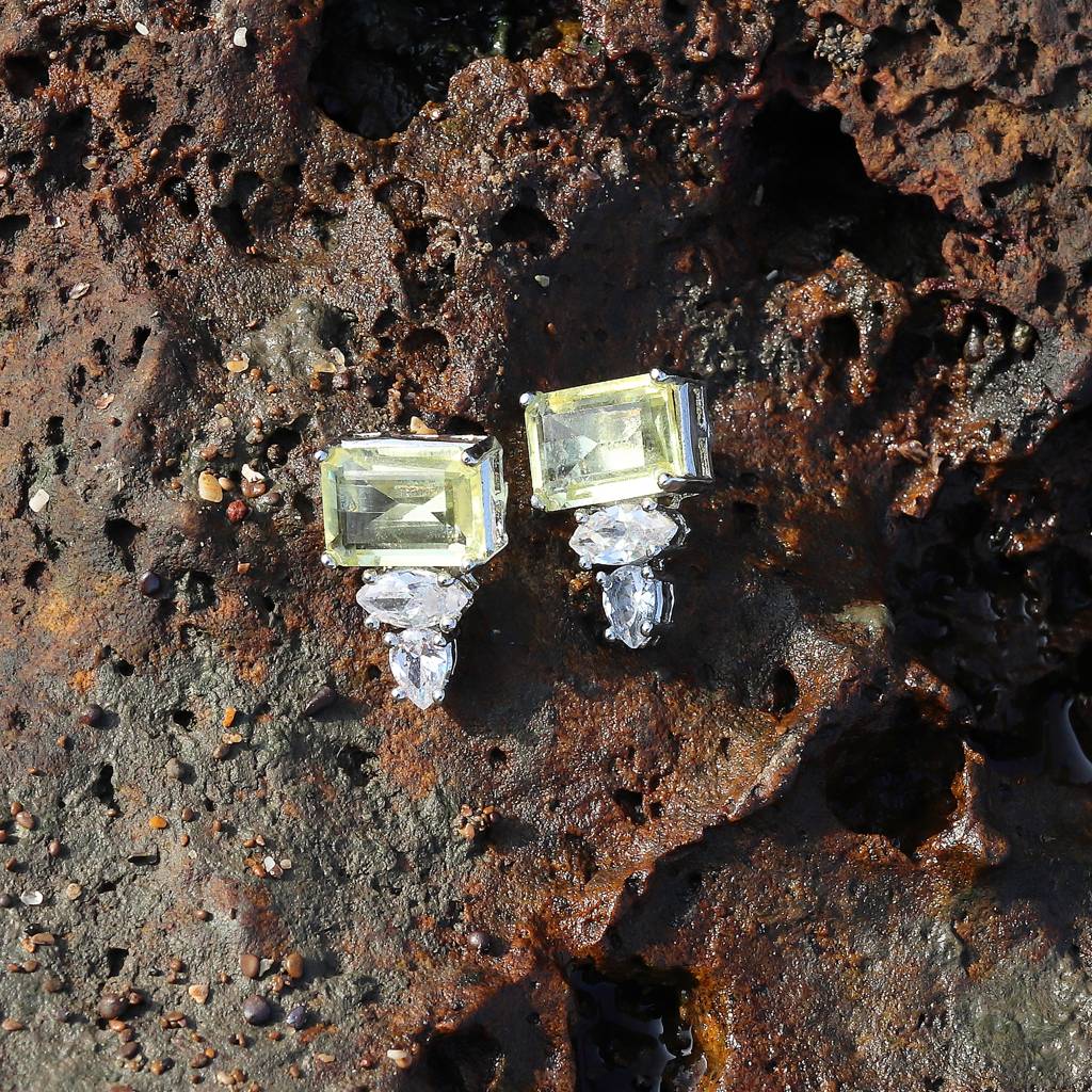 Delicate Aqua Edge-Cut Doublet Studs With Cubic Zirconia Detailing In A Rectangular Design : RI-ER-41-CITRINE