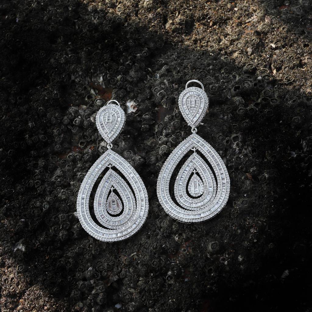 Square-Cut Cubic Zirconia Danglers In A Concentric Dewdrop Design : RK-ER-AWN-694MOKSHA