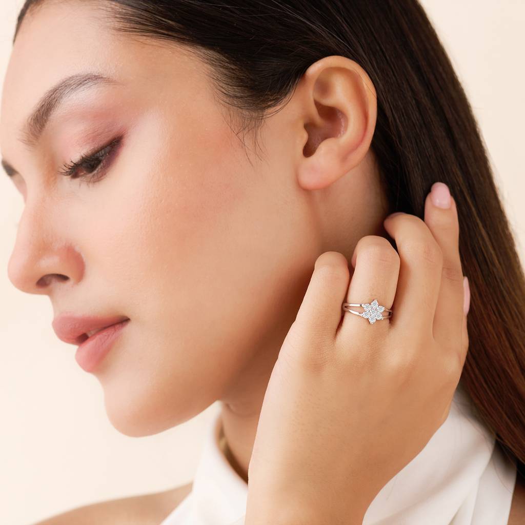 Flower Of Fortune Rhodium Plated Ring (Adjustable) : RNG-40445-R