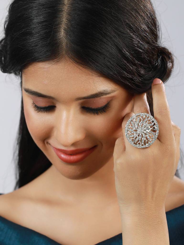 Silver-Plated Cz Studded Circular Adjustable Finger Ring : RNG-JS22-80027