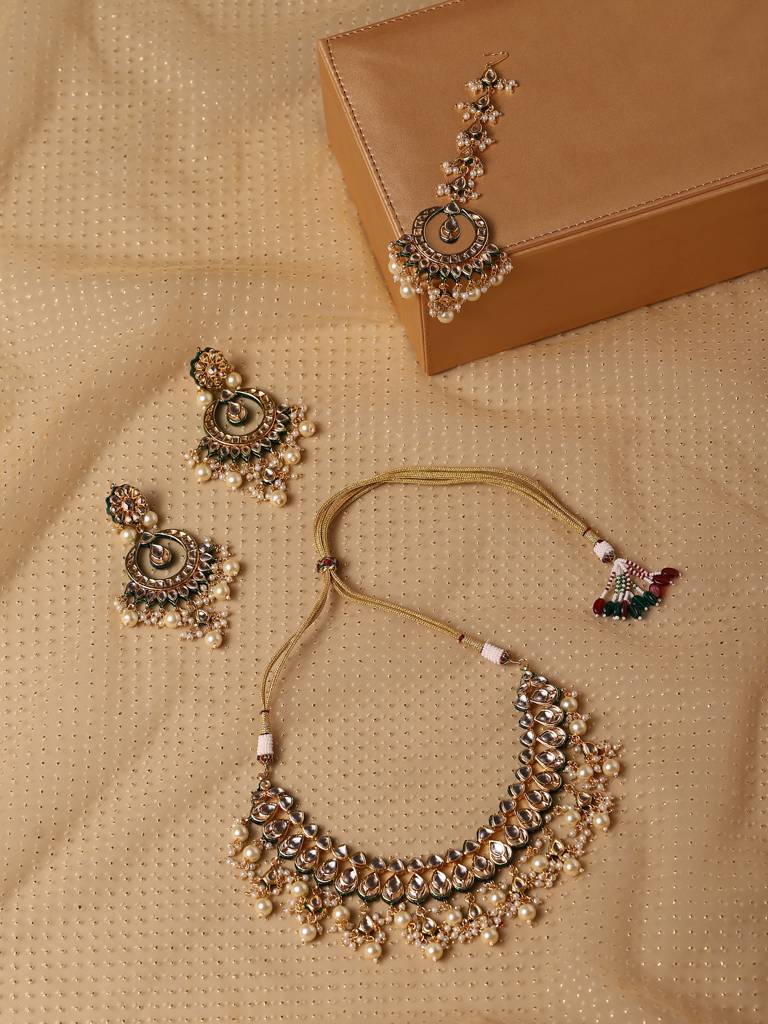 Kundan Neckpiece With Earrings & Maang Tikka : RRA22-1