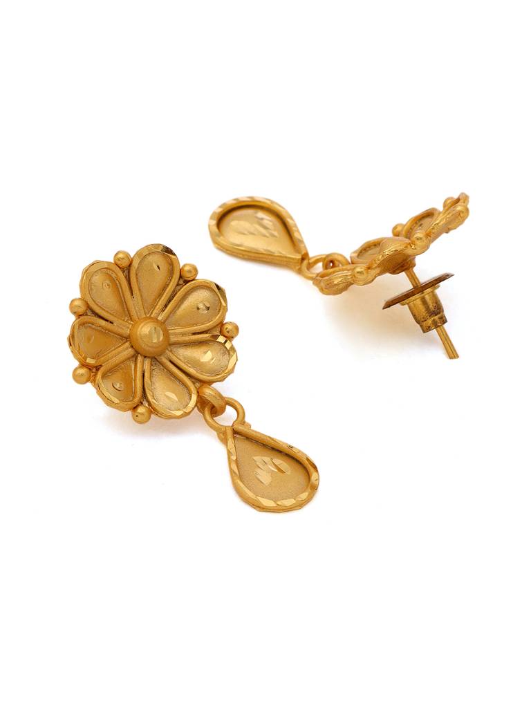 Golden Traditional Choker With Studs : RRAUG25-72