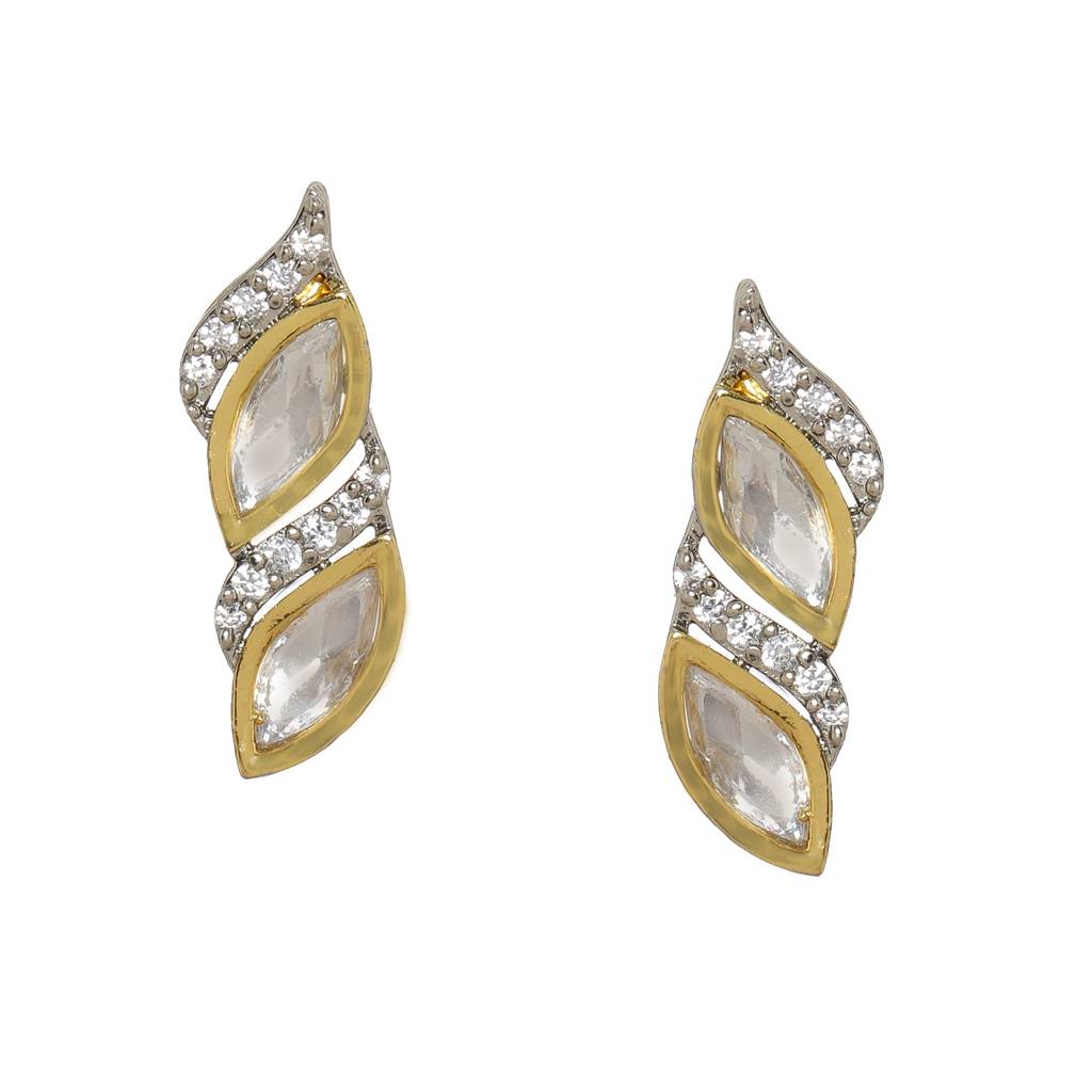 Boat Shaped Earrings With Diamond In Gold : RRFEB24-19