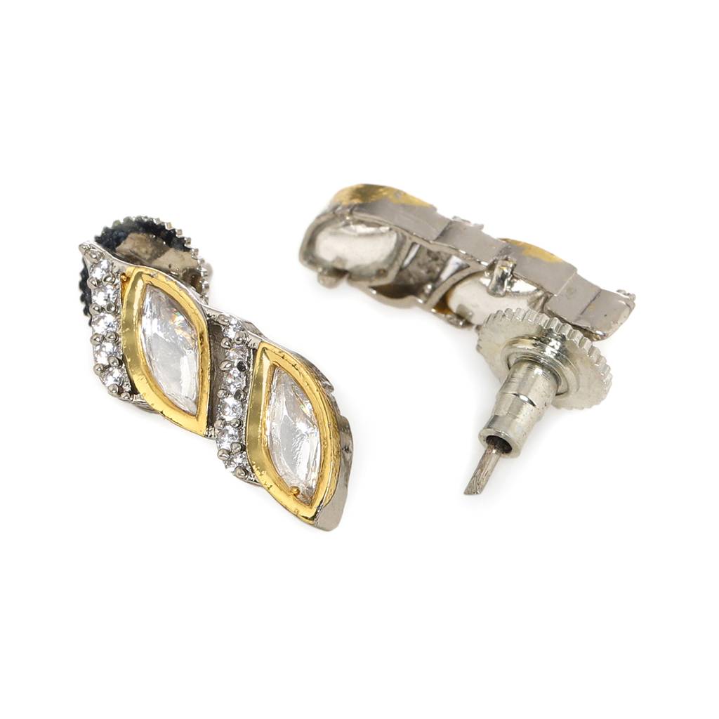 Boat Shaped Earrings With Diamond In Gold : RRFEB24-19